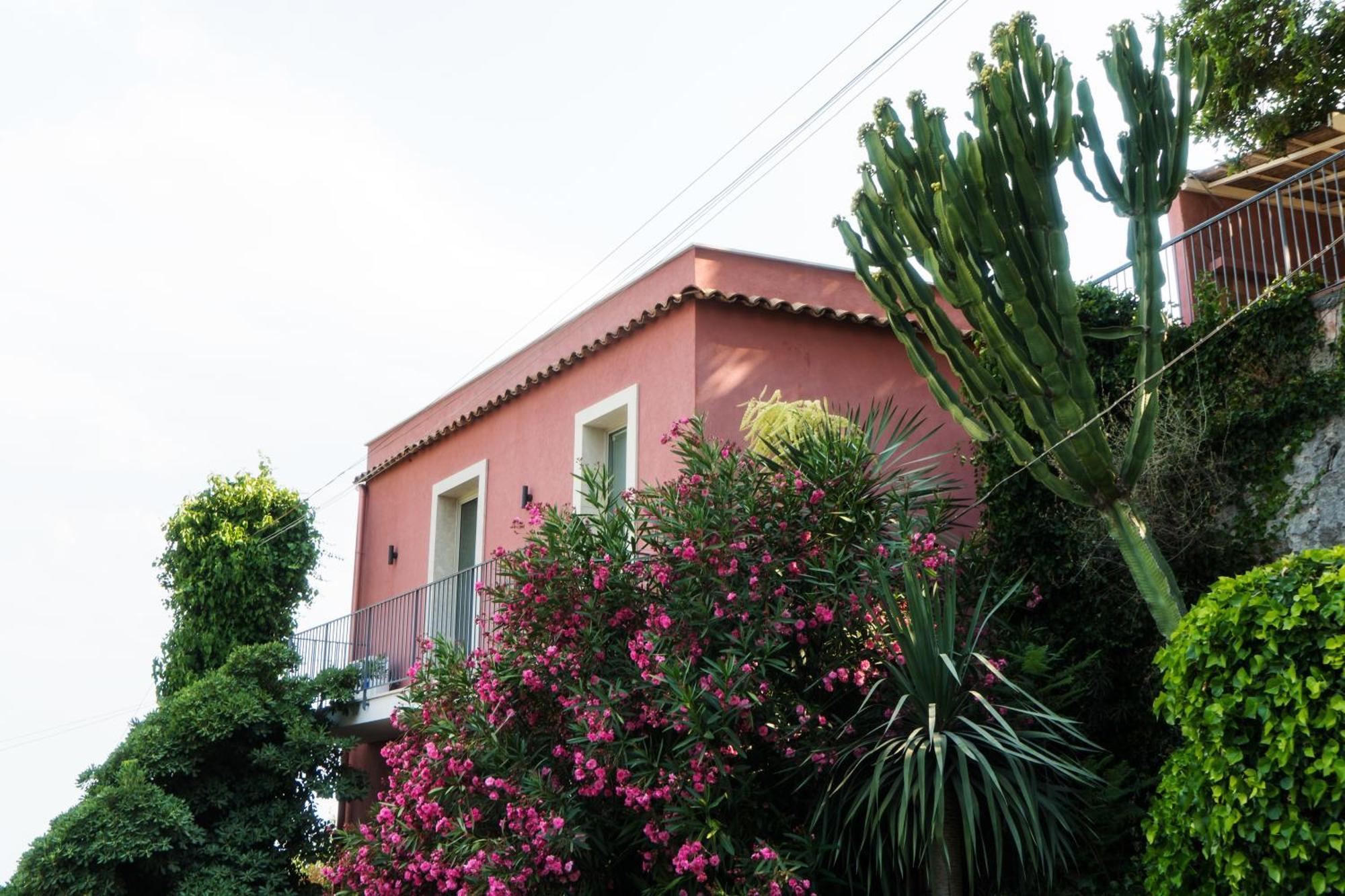 Ferienwohnung The Charming House Taormina Exterior foto